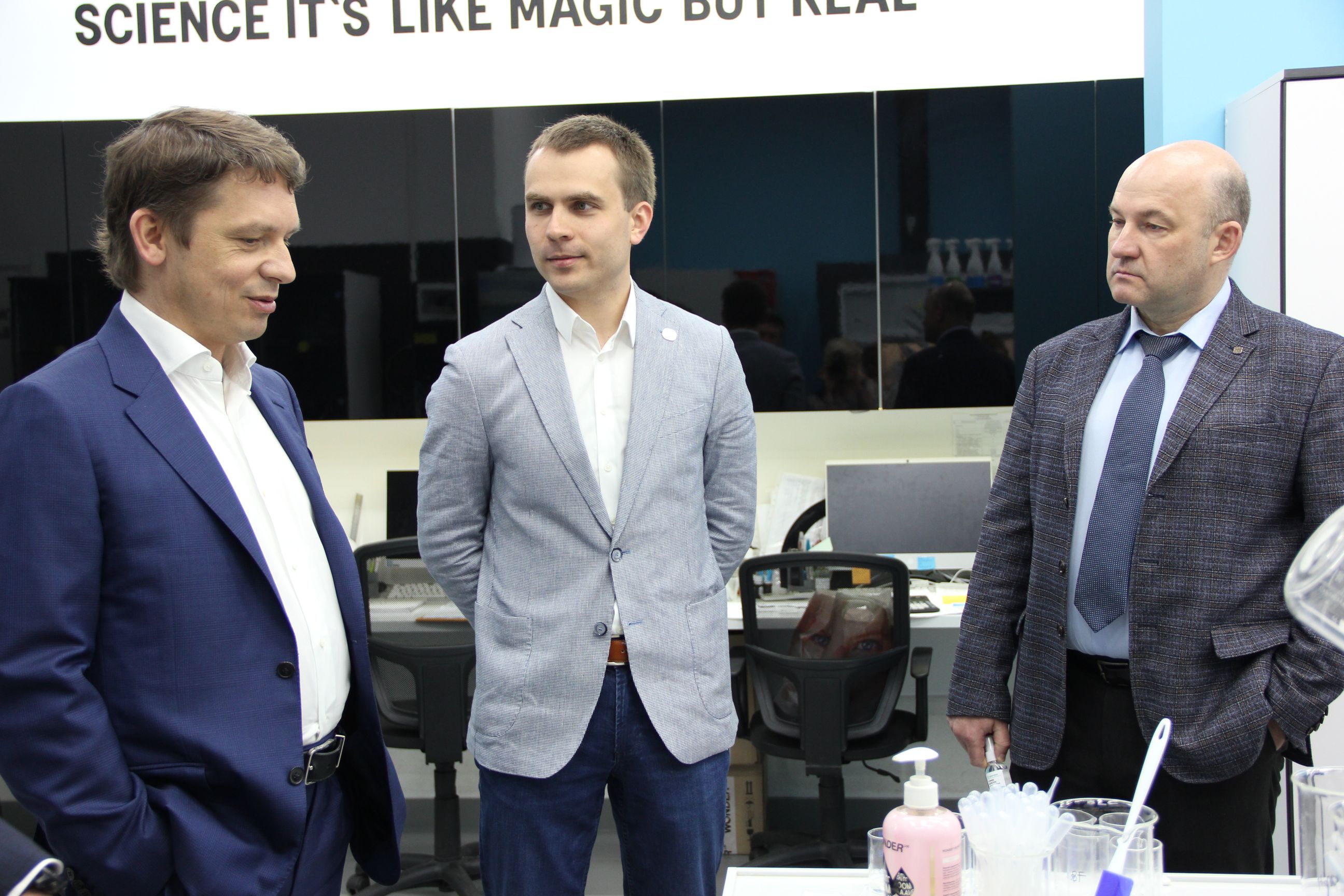 Председатель Правления Фонда "Сколково" в технопарке