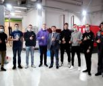 Молодые профессионалы в технопарке